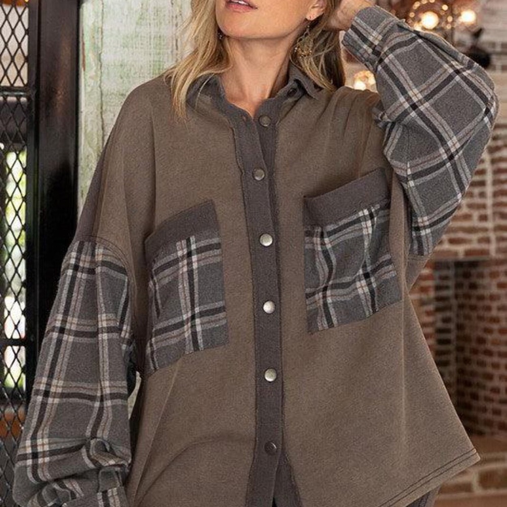 Plaid Button-Up Women’s Top